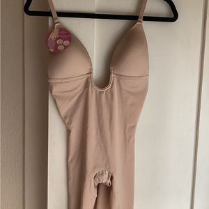 Plunge Low Back Mid Thigh Spanx Suit NWT
